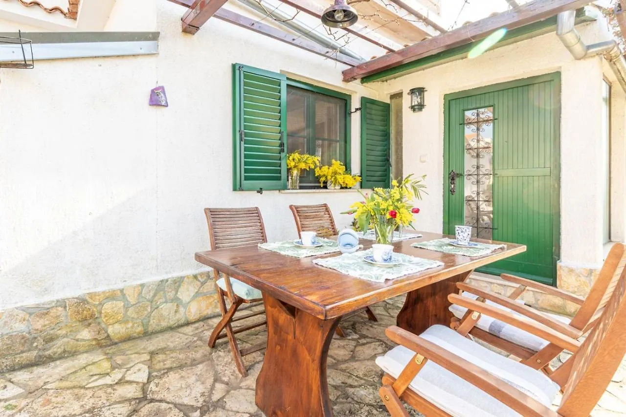 Apartment Holiday Home Cohar Rovinj Croatia