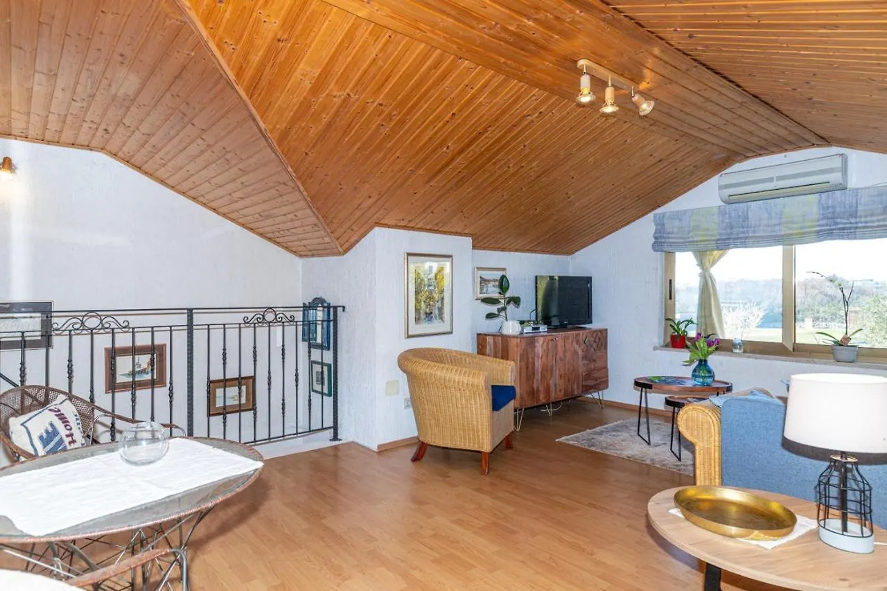 Apartment Holiday Home Cohar Rovinj Croatia